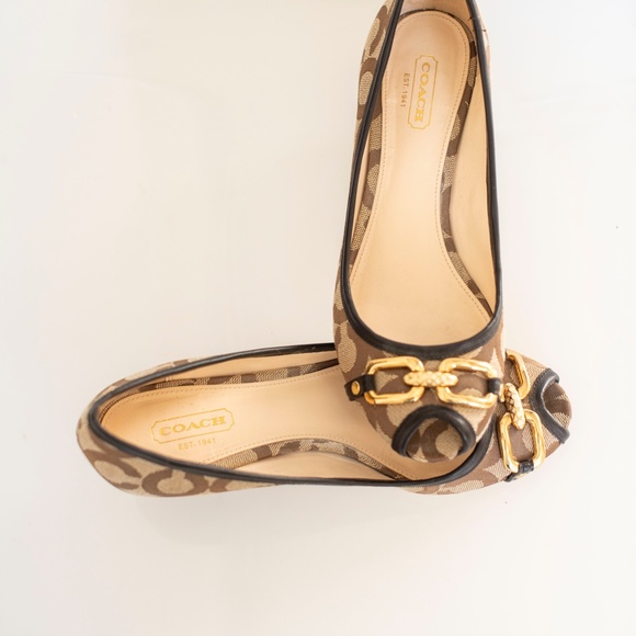 Coach wedge womans shoe size 6 - Picture 2 of 6